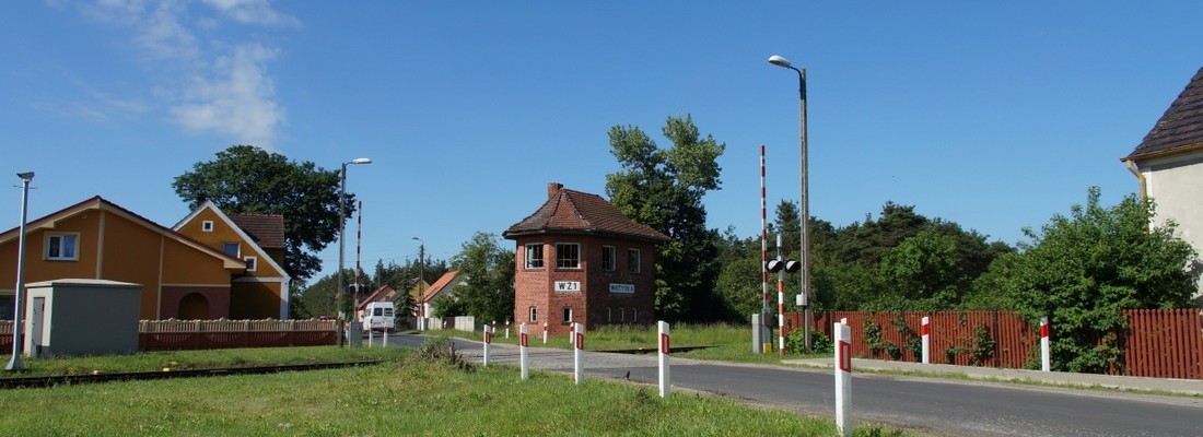 Stellwerk und Bahnhof Wężyska