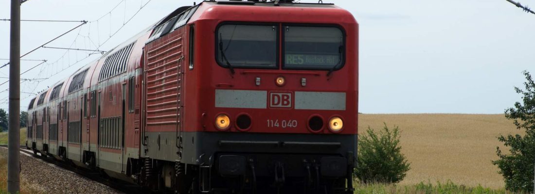 RE5 nach Rostock bei Neu Löwenberg