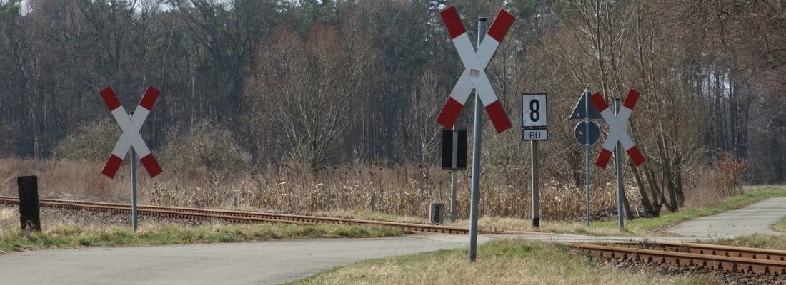 Bahnübergang südlich von Wusterhausen/Dosse
