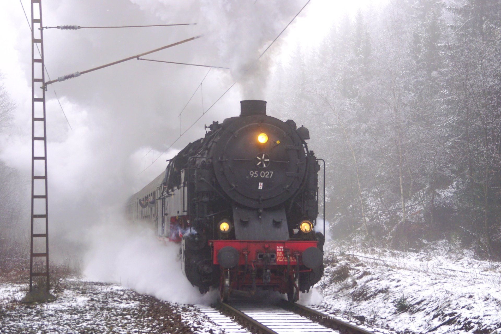 Auf Sonderfahrt mit 95 027 im verschneiten Teil des Harzes