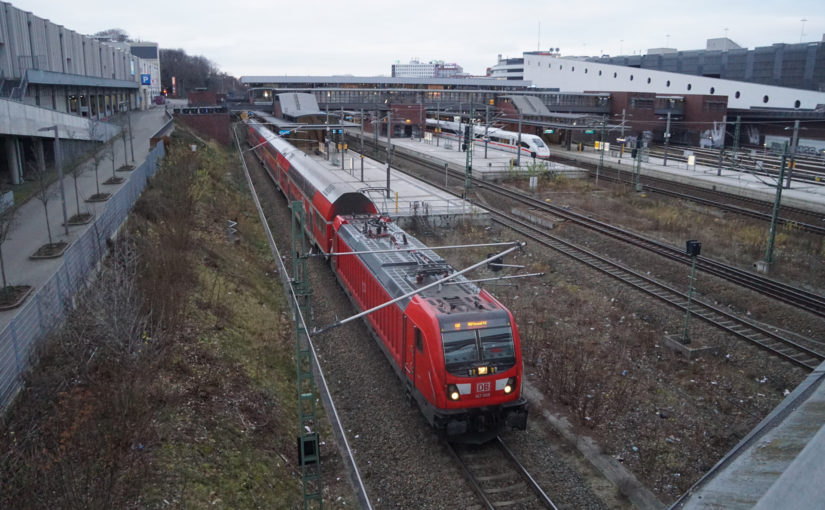 147 008 als FEX verläßt den Bahnhof Gesundbrunnen