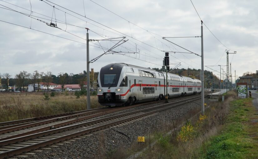 Stadler KISS 4110 612 der DB AG als IC nach Rostock in Nassenheide